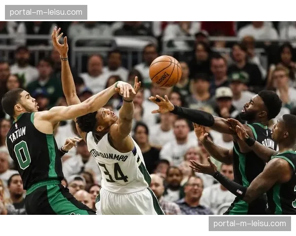 凯尔特人加时121-119险胜雄鹿，塔图姆砍下41分