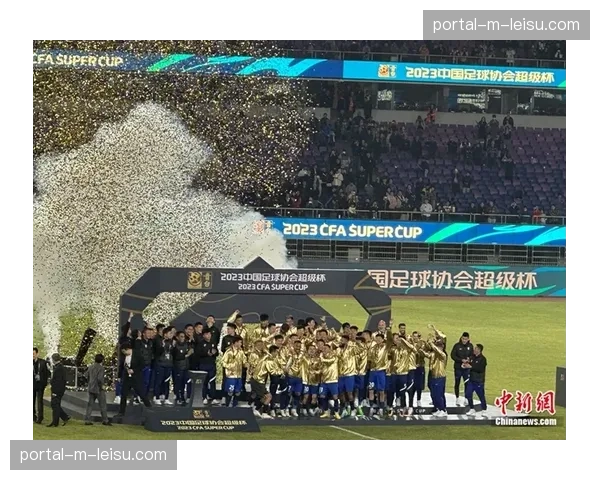 “德国职业足球联盟就客场球迷票务分配方案与各俱乐部球迷代表进行磋商” “德国职业足球联盟就客场球迷票务分配方案与各俱乐部球迷代表进行磋商”